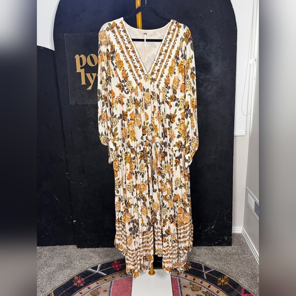 Free Rows Of Roses Maxi Dress - Picture 5 of 9